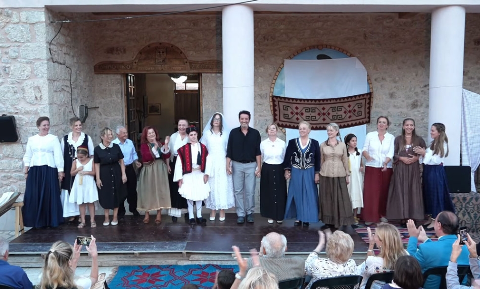 Aναβίωση του παραδοσιακού γάμου από ερασιτεχνική ομάδα Ζυγοβιστινών