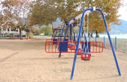Καλαμάτα: Αναβαθμίσθηκαν για πιστοποίηση παιδικές χαρές στο Πάρκο και στη Ναυαρίνου