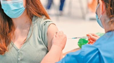 Ξεκινά σήμερα ο εμβολιασμός για την  γρίπη στα φαρμακεία χωρίς ιατρική συνταγή